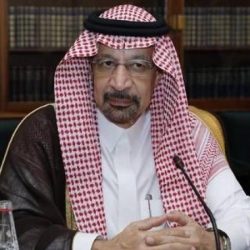 سمو أمير منطقة الرياض يقلد عدداً من الضباط رتبهم الجديدة