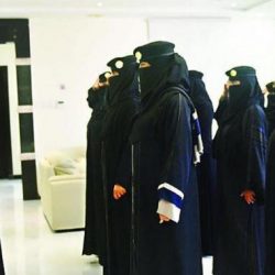الفرسان السعوديون بسوق عكاظ الثالث عشر يُقدّمون مهارت فنية على صهوات جيادهم