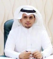 سمو امير منطقة جازان يكرم مدير وإدارة جمعية البر بمحافظة بيش