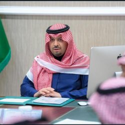 سمو الأمير فيصل بن خالد بن سلطان يتفقد مركز القيادة والتحكم بصحة الحدود الشمالية