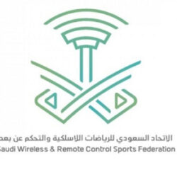 مركز الملك سلمان للإغاثة يوزع 1,099 حقيبة مدرسية في مديرية سيحوت بمحافظة المهرة