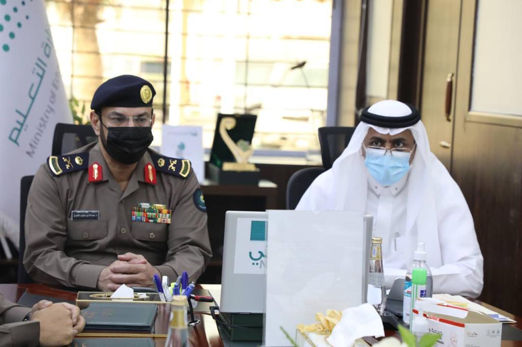 سمو الأمير محمد بن عبدالعزيز يتسلم التقرير السنوي لشركة المياه الوطنية للقطاع الجنوبي