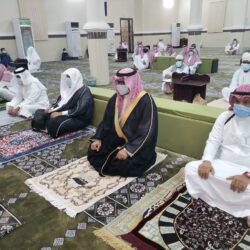 جموع المصلين يؤدون صلاة العيد في المسجد النبوي وسط اجراءات احترازية وتنظيمية متميزة