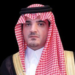 سمو الأمير سعود بن خالد الفيصل يُكرِّم خريجي البرنامج المتقدم للأداء الحكومي المتميز