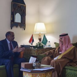 سمو وزير الخارجية يلتقي وزير الخارجية الجزائري