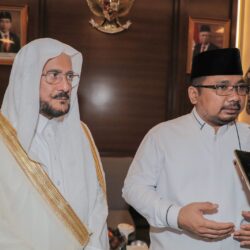 وزير الشؤون الإسلامية يلتقي سفير المملكة لدى إندونيسيا