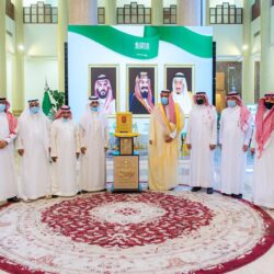 سمو امير منطقة الباحة يستقبل ممثل مؤسسة الملك عبدالله بن عبدالعزيز لوالديه للاسكان التنموي بالمنطقة