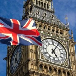 الكشف عن سعر التأشيرة الإلكترونية لدخول السعوديين إلى بريطانيا