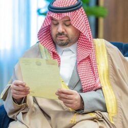 سمو أمير الرياض يستقبل مدير السجون بالمنطقة