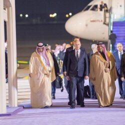 نائب رئيس الوزراء العماني يصل إلى الرياض