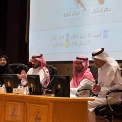 سمو الأمير جلوي بن عبدالعزيز يرعى حفل تخريج 5642 طالباً وطالبة بجامعة نجران