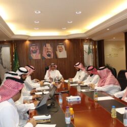 سمو الأمير سعود بن جلوي يستقبل مدير جوازات منطقة مكة المكرمة
