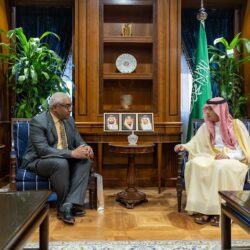 وزير الدولة للشؤون الخارجية يستقبل سفير الأردن لدى المملكة