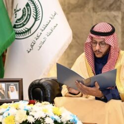 الأمير سعود بن بندر بن عبدالعزيز يستقبل مدير عام التعليم المنطقة الشرقية