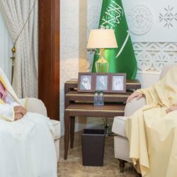 الأمير سعود بن نهار يلتقي مديرة دار الحماية الأسرية بالطائف