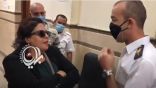 مفاجأة بعد الكشف عن وظيفة السيدة المعتدية على الضابط المصري ونزع رتبته داخل المحكمة