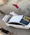 بالفيديو :…شخص يطلق النار من سلاح رشاش على آخر في جدة