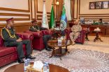 رئيس هيئة الأركان العامة يستقبل الملحق العسكري السوداني الجديد والسابق