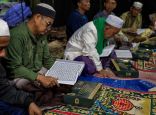 وزارة الشؤون الإسلامية تنفذ برنامج خادم الحرمين الشريفين لتفطير الصائمين في الجزر المتضررة من الزلازل بإندونيسيا