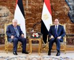 الرئيس المصري يستقبل الرئيس الفلسطيني لبحث مستجدات القضية الفلسطينية