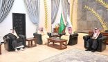سمو محافظ الطائف الأمير سعود بن نهار يستقبل رئيس المحكمة الجزائية وأمين الطائف