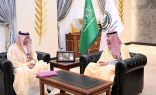 سمو محافظ الطائف الأمير سعود بن نهار يستقبل مدير شركة stc بالمحافظة
