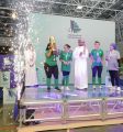 رئيس الاتحاد السعودي للهوكي يتوج فريق نجوم الرياض بالكاس في البطولة النسائية الأولى