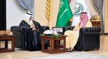 محافظ الطائف الامير سعود بن نهار يستقبل المشرف العام برنامج المدن الصحية بوزارة الصحة